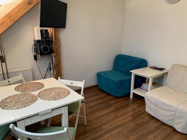 Sky View Condo In Tarnowskie Góry Dış mekan fotoğraf
